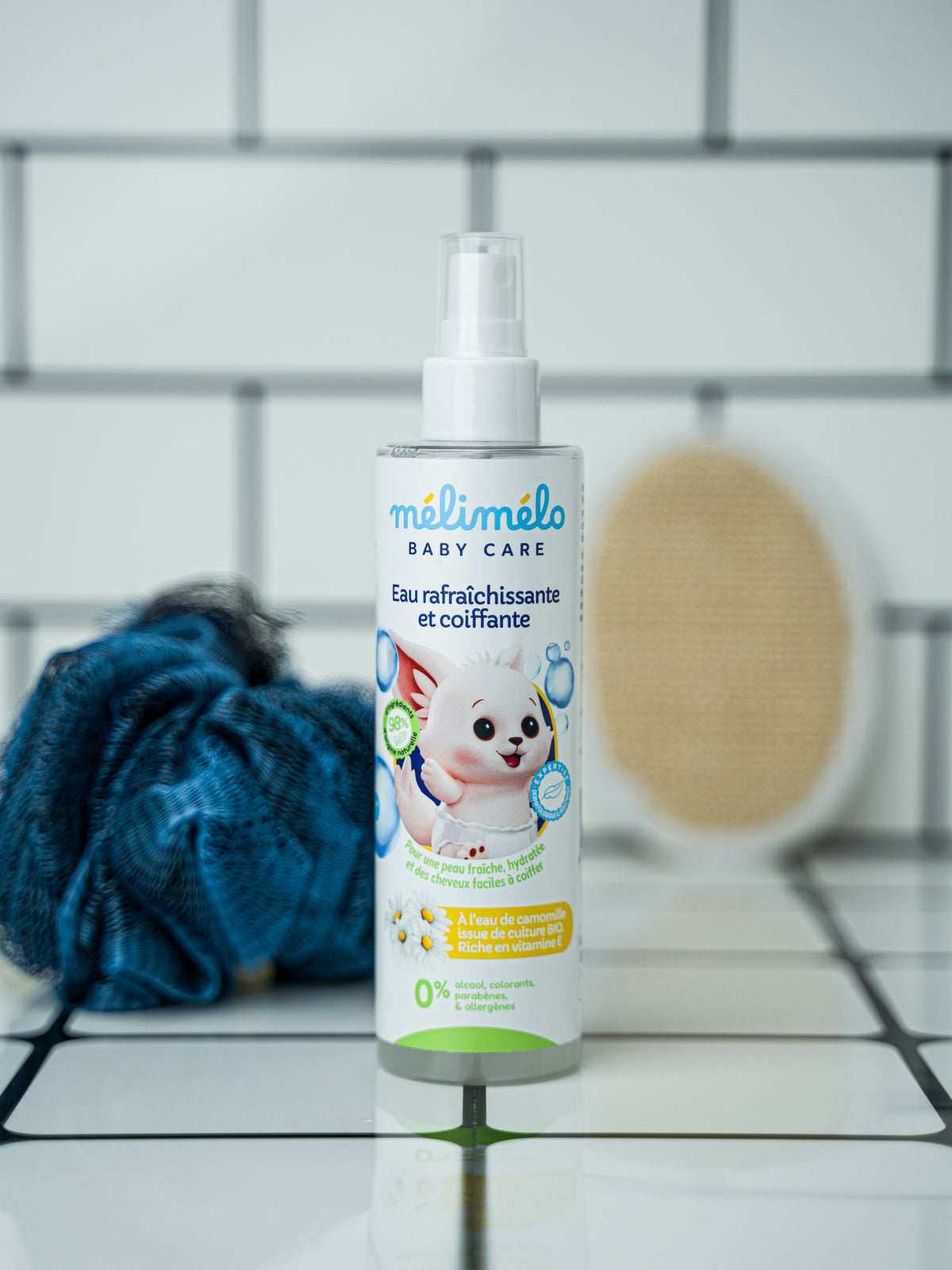 Eau rafraîchissante et coiffante